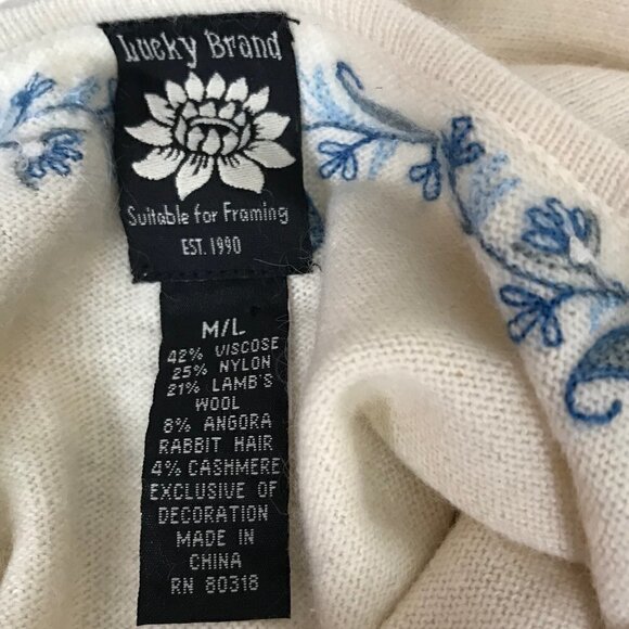 LUCKY Brand Bohemian Poncho With Beautiful Blue Floral Embroidery Size M/L - Picture 7 of 7